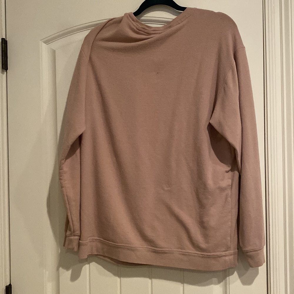 PINK pull over - Picture 5 of 5